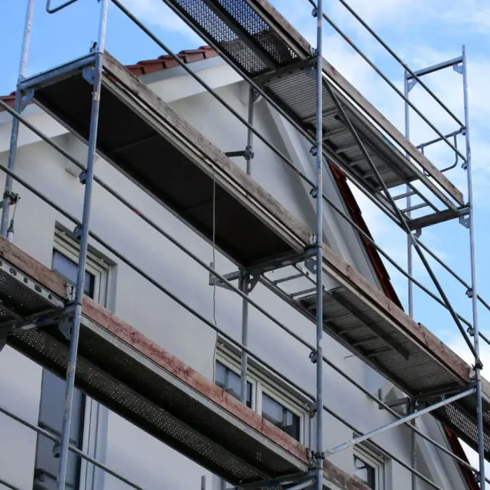 West Covina Scaffolding Rental facade scaffolding installed around a multi-story building exterior